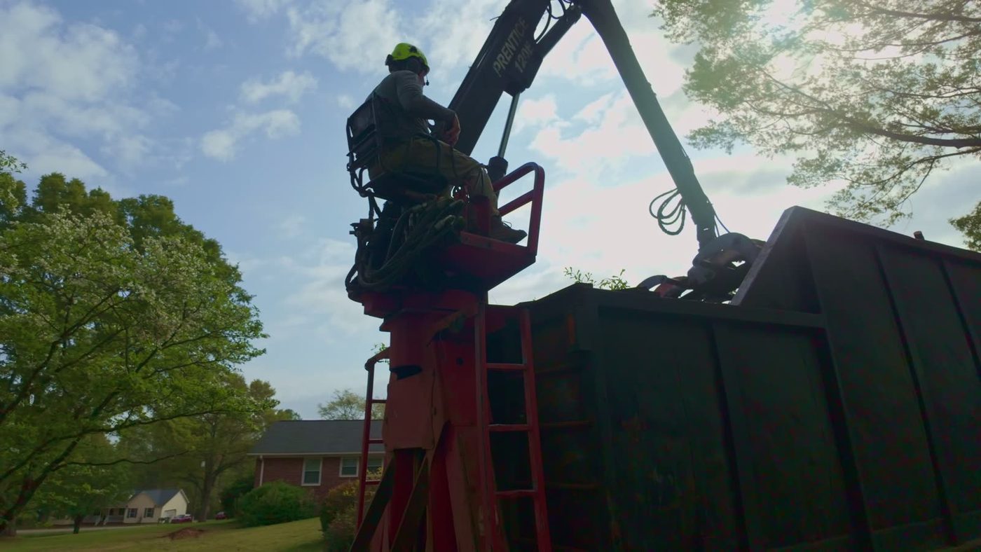 Operator working at height from a lift